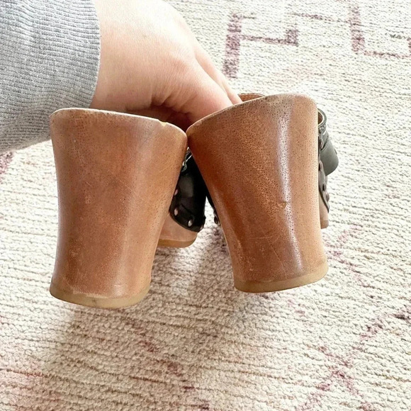 CAT• Wooden heeled slip on clogs - Picture 8 of 8